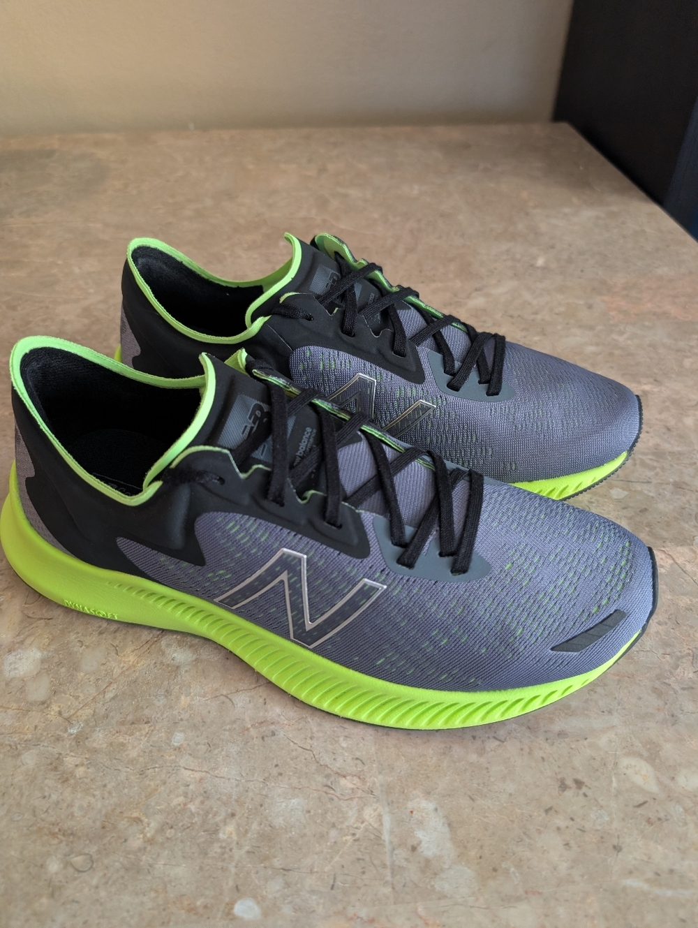 New Balance Dynasoft Pesu V1 (2020)HyperGreen-black Running Shoes Men Size 10